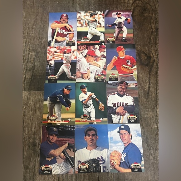 Bundle of Baseball Cards - Picture 1 of 2